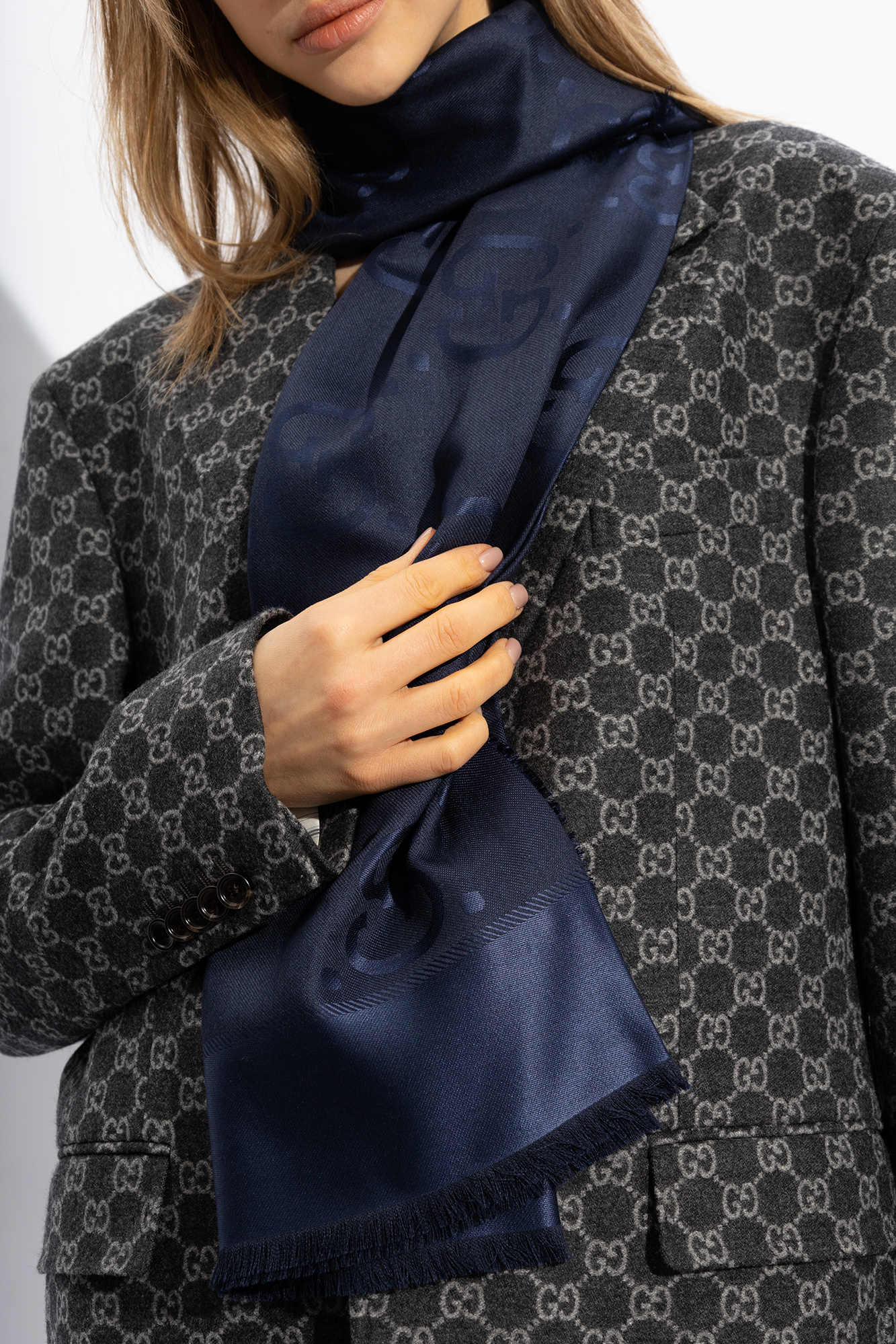 Navy blue Monogrammed shawl Gucci - Vitkac Italy